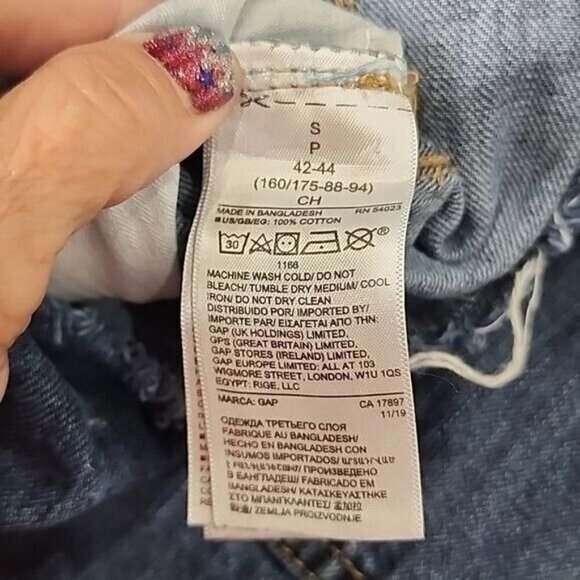 Gap Small jean shortalls cutoff overalls 33" waist 7" inseam Womens Small - Picture 5 of 7